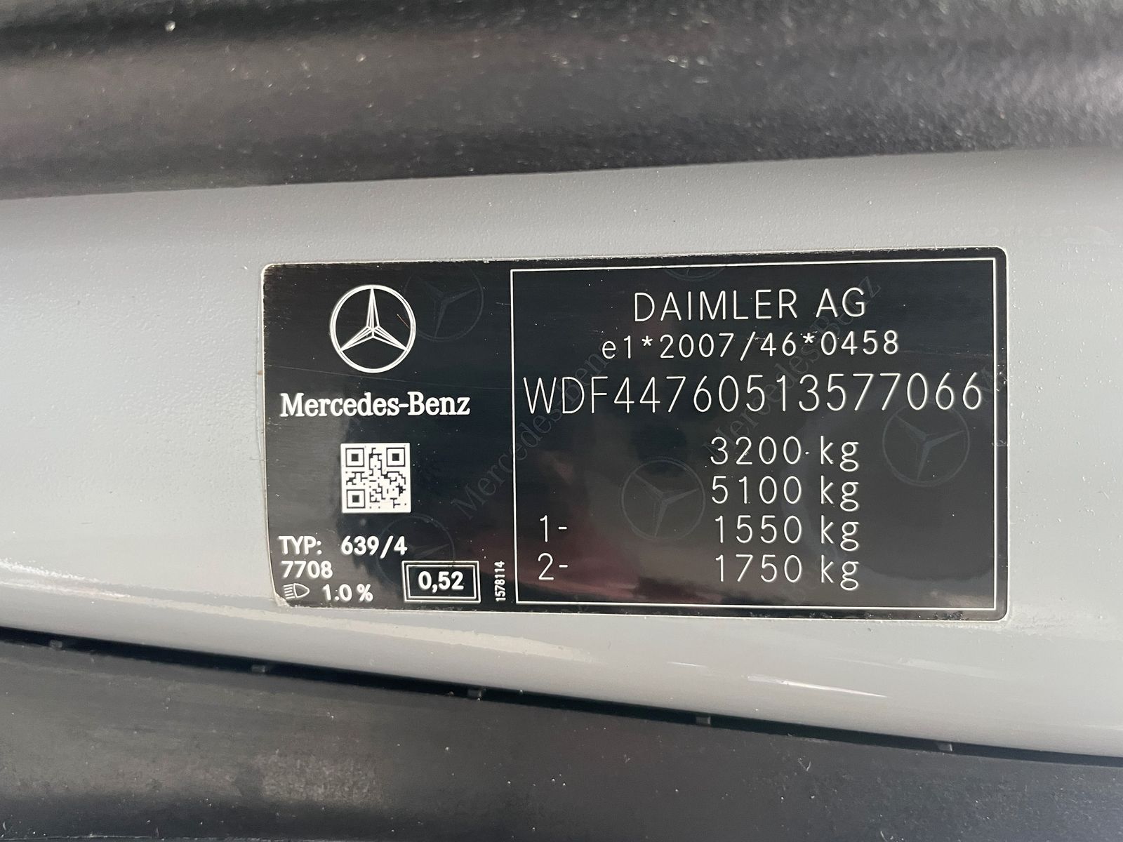 Fahrzeugabbildung Mercedes-Benz Vito Kasten 116 CDI BT RWD extralang LED Navi