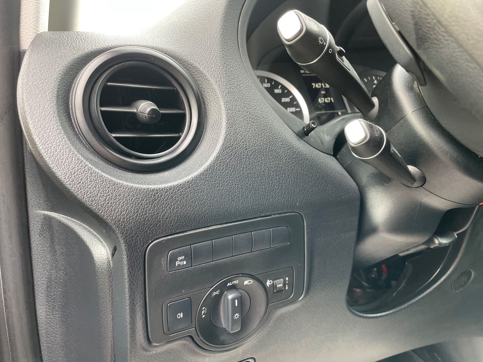 Fahrzeugabbildung Mercedes-Benz Vito 116 CDI Mixto extralang Autom. Navi Kamera