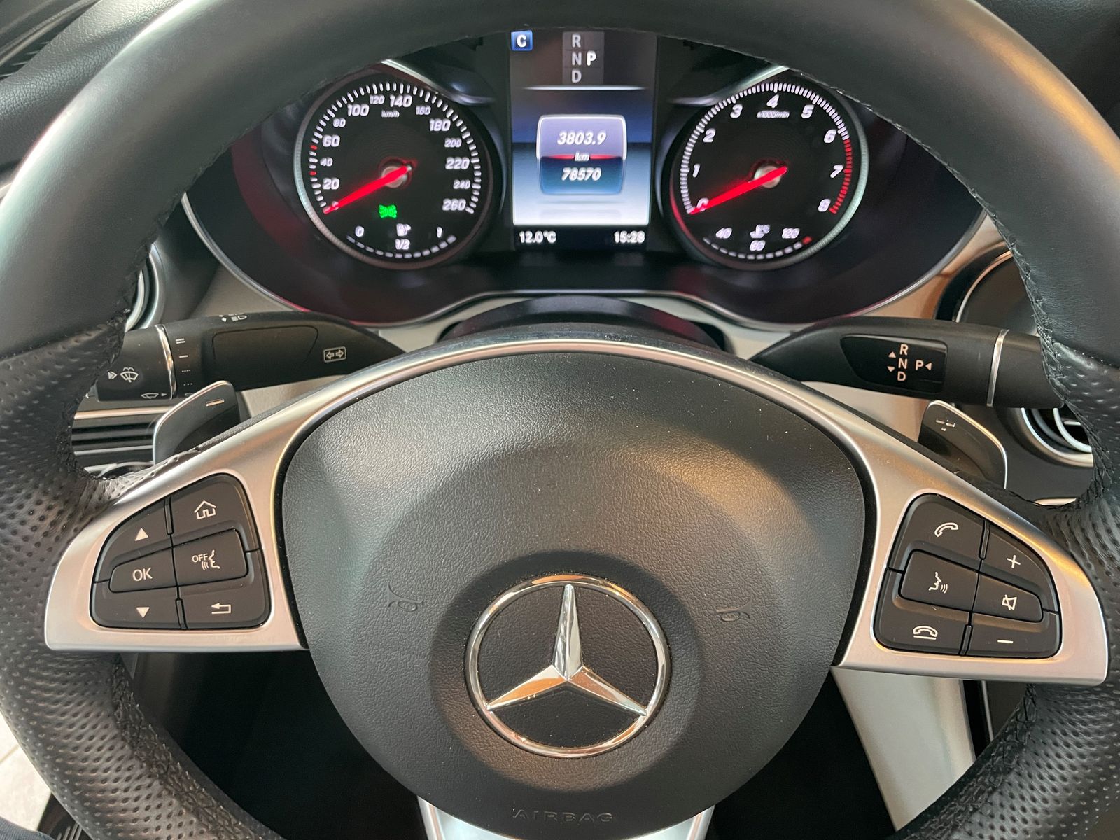 Fahrzeugabbildung Mercedes-Benz C 200 Cabrio AMG line LED Memo. Leder Navi