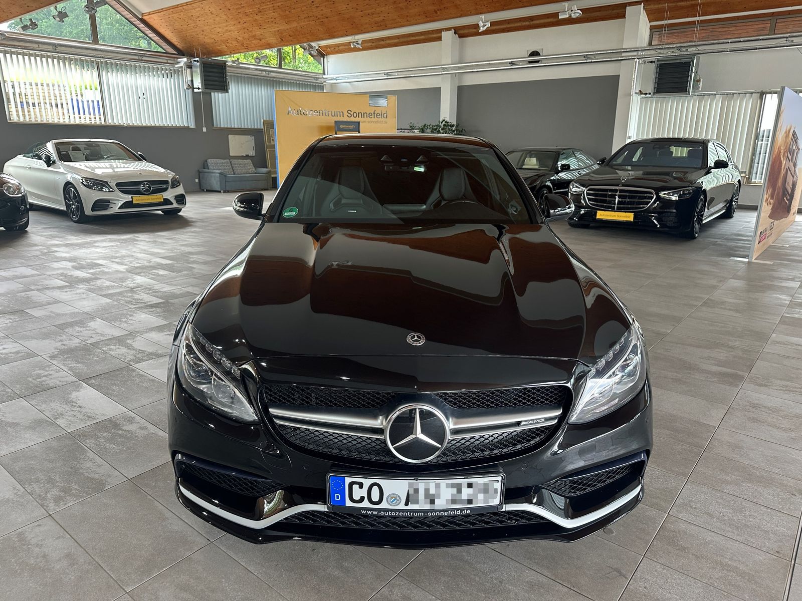 Fahrzeugabbildung Mercedes-Benz C 63 S AMG Lim. Perform. Distro+ Keyless