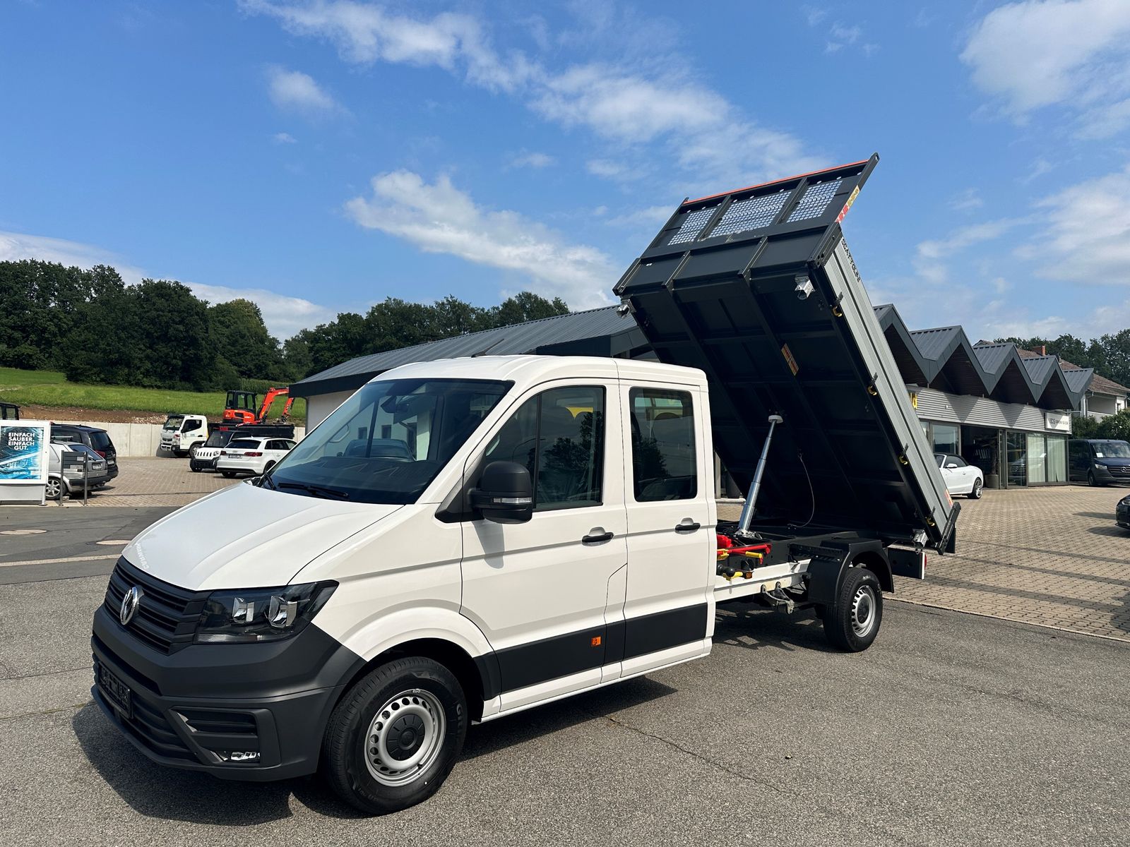 Fahrzeugabbildung Volkswagen Crafter 35 DOKA 3-Seitenkipper lang RWD