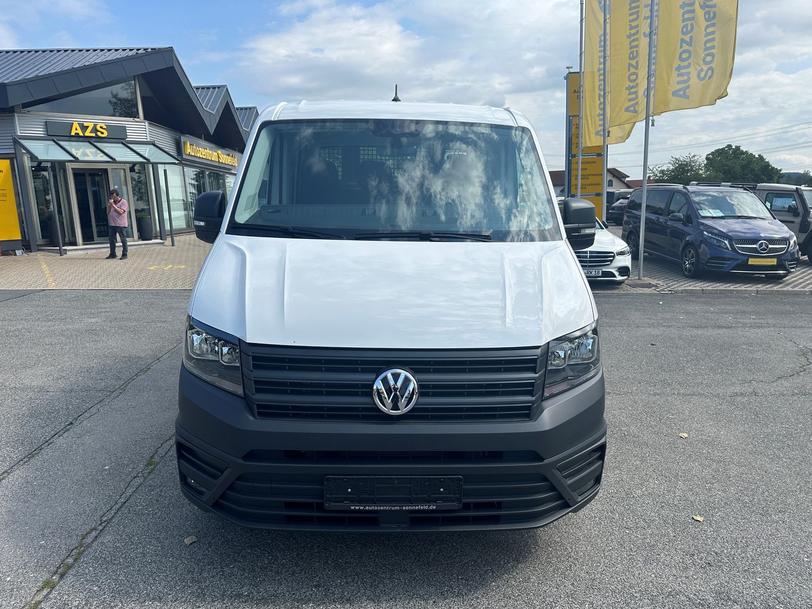 Fahrzeugabbildung Volkswagen Crafter 35 DOKA 3-Seitenkipper lang RWD