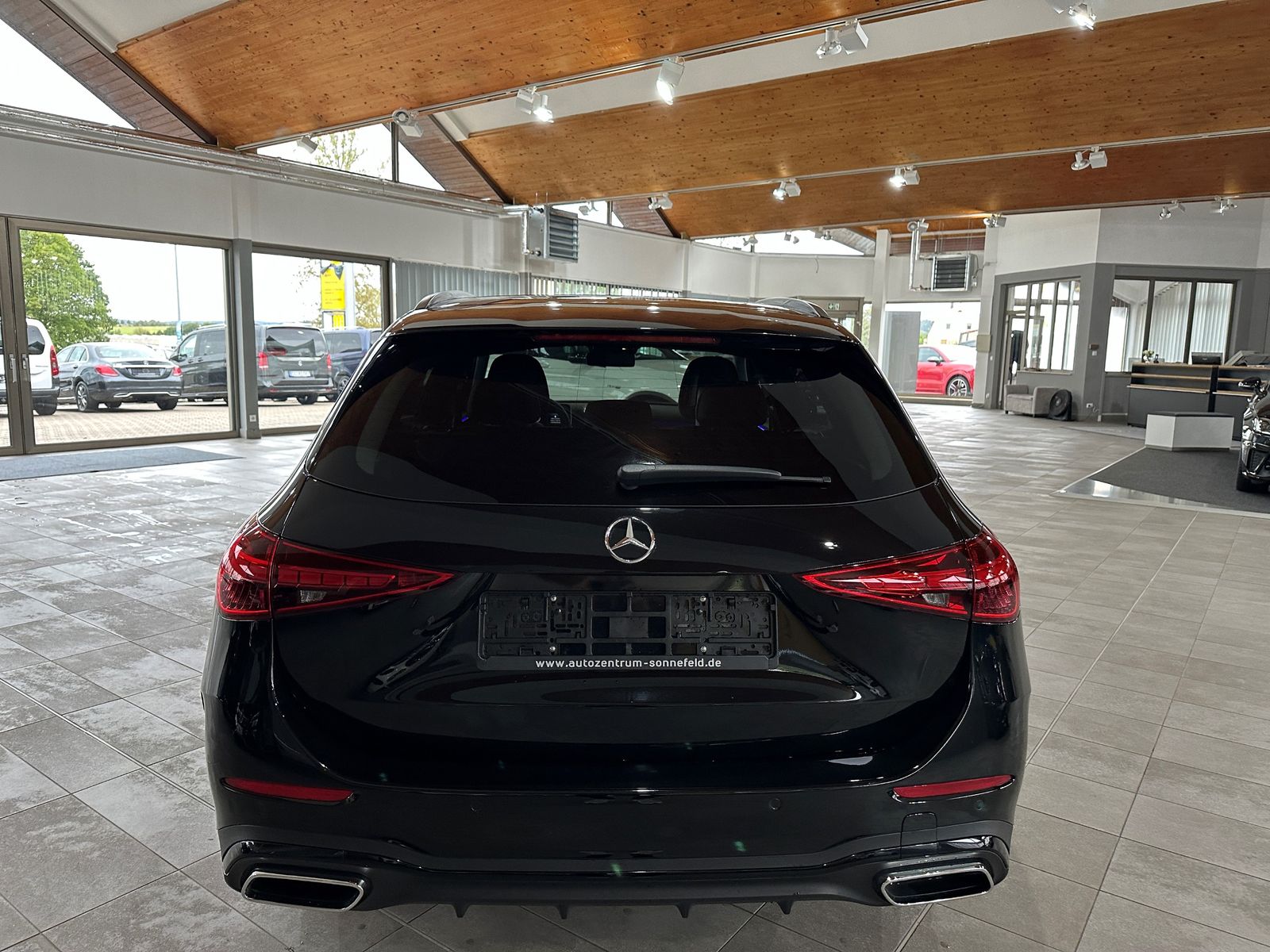 Fahrzeugabbildung Mercedes-Benz C 220 T d 4Matic AMG Standhzg. Night