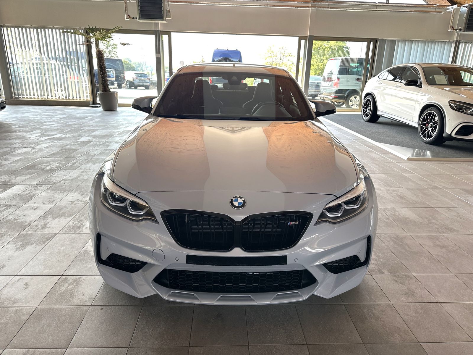 Fahrzeugabbildung BMW M2 Coupe Competition H&K DAB