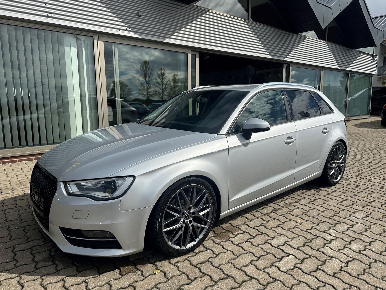 Audi A3 Sportback 2.0 TDI Ambition Bi-Xenon Navi