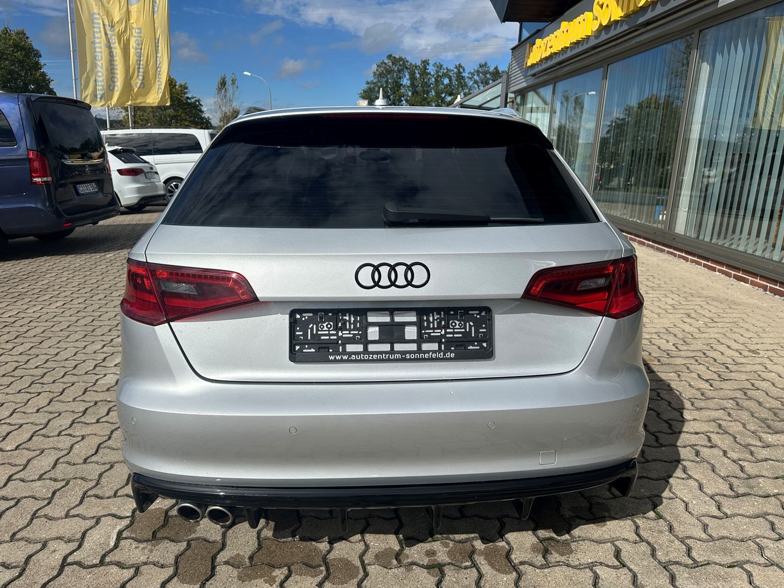 Fahrzeugabbildung Audi A3 Sportback 2.0 TDI Ambition Bi-Xenon Navi