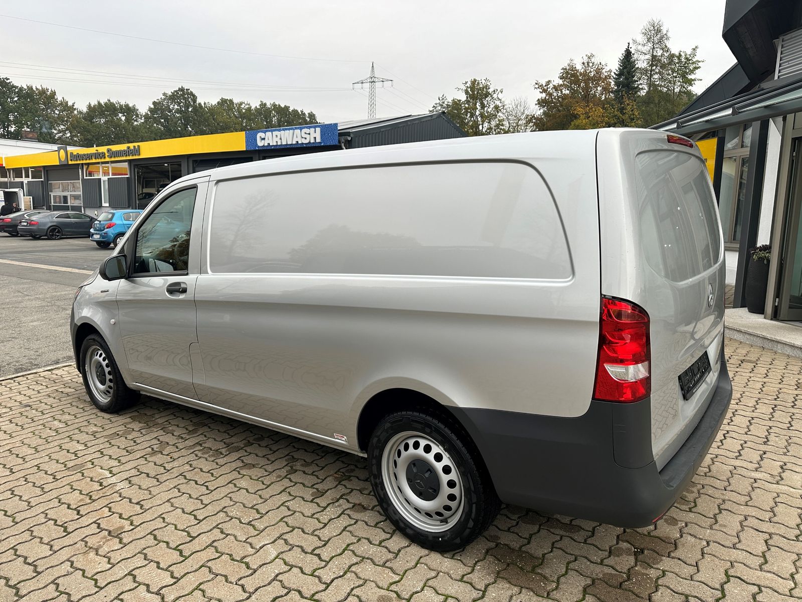 Fahrzeugabbildung Mercedes-Benz Vito Kasten eVito 111 lang Navi Kamera DAB Klima