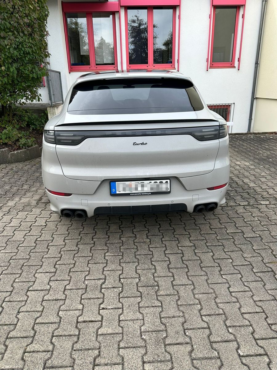 Fahrzeugabbildung Porsche Cayenne Coupe Turbo Pano Sport Carbon Standhzg